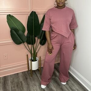 Women's Mauve Wide-Leg Lounge Two Piece Set